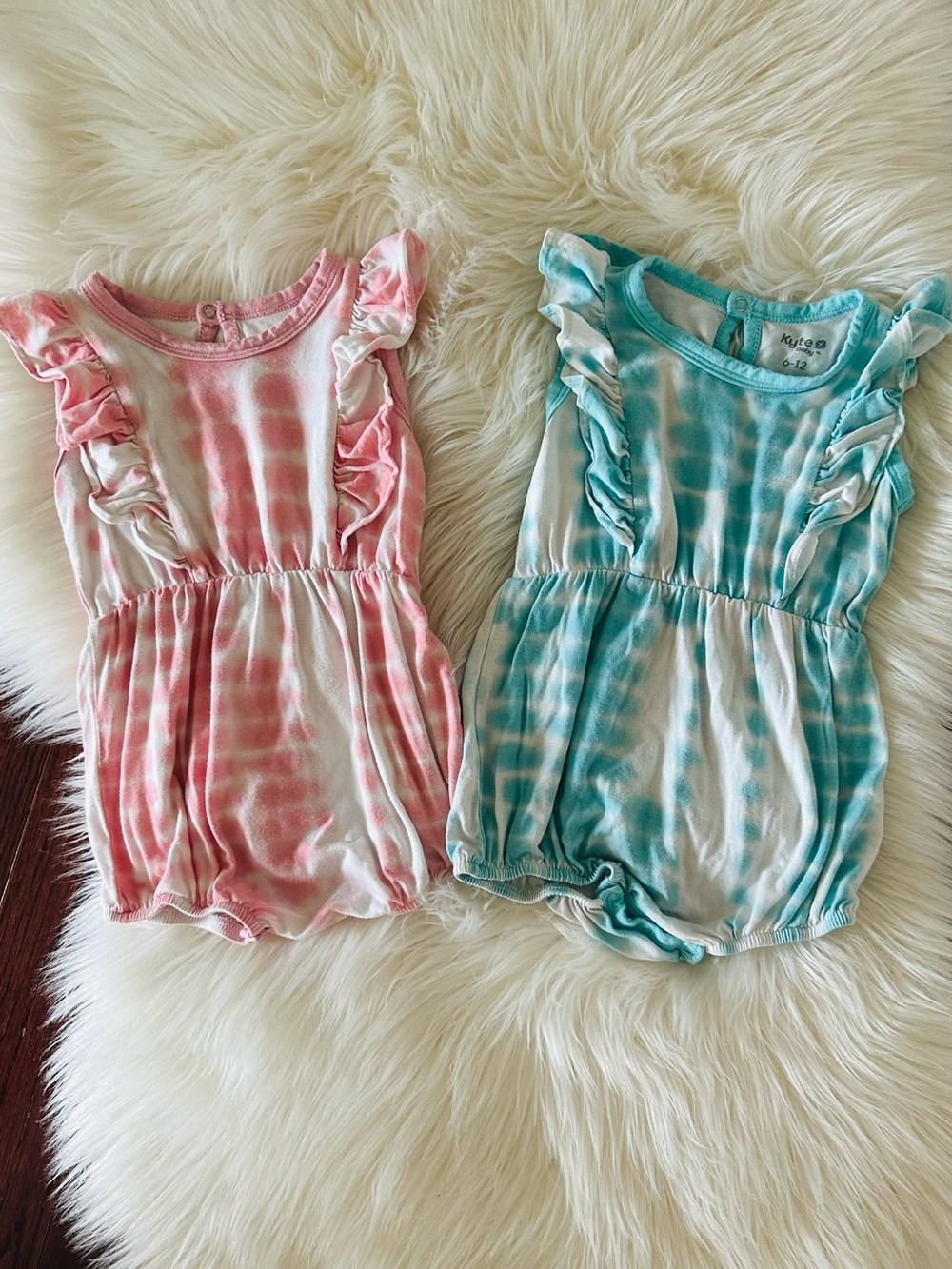 Kyte Baby Pink and Blue Tie-Dye Ruffle Bubble Romper Set Bundle